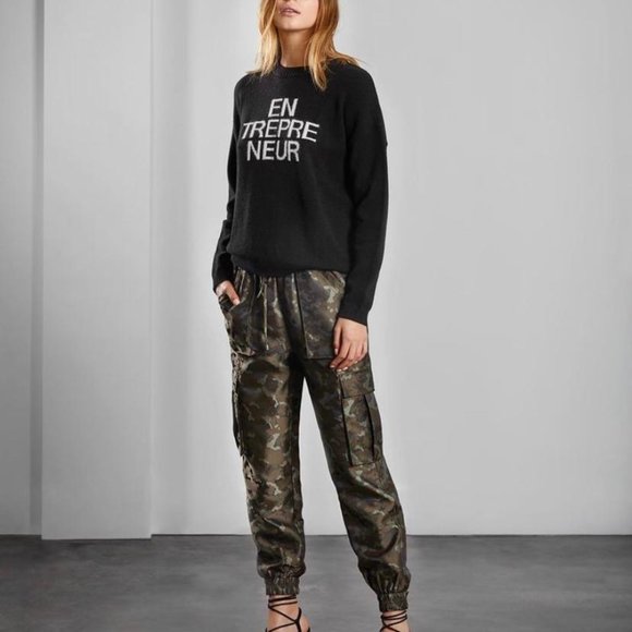 sweater - Picture 3 of 3